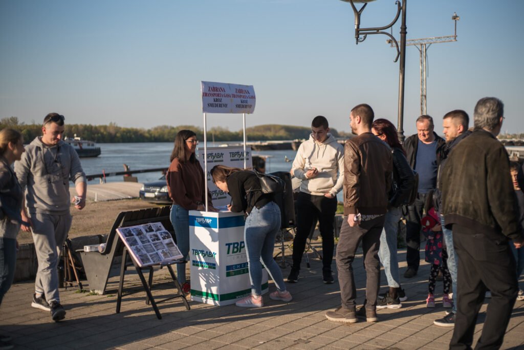 Skupljanje potpisa za zabranu transporta gasa u Smederevu